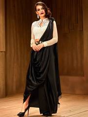 Buy Black colour sarees online from Mirraw 